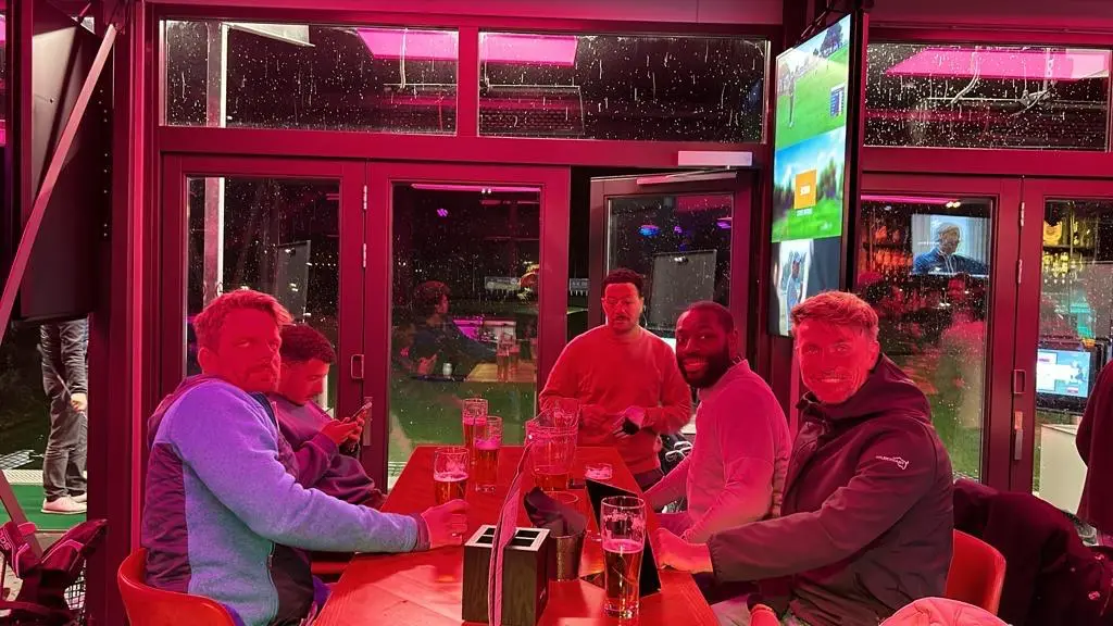 X&3K Team Golf Lounge Night Out